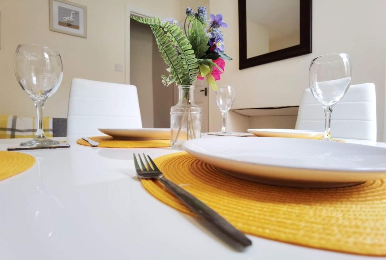 Villa Kenrick Street Great House Available For Guests And Contractors Parking And Wifi Nottingham Exterior foto