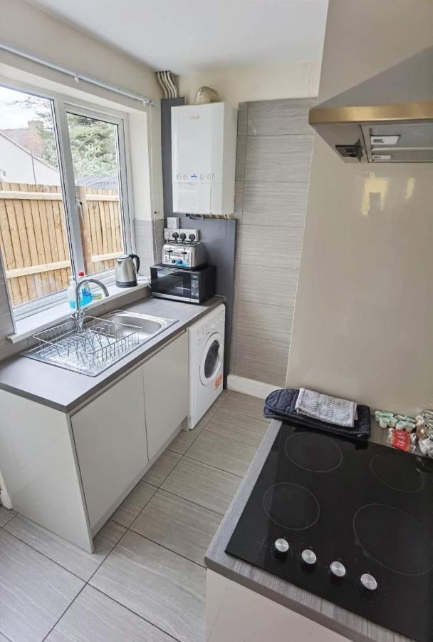 Villa Kenrick Street Great House Available For Guests And Contractors Parking And Wifi Nottingham Exterior foto